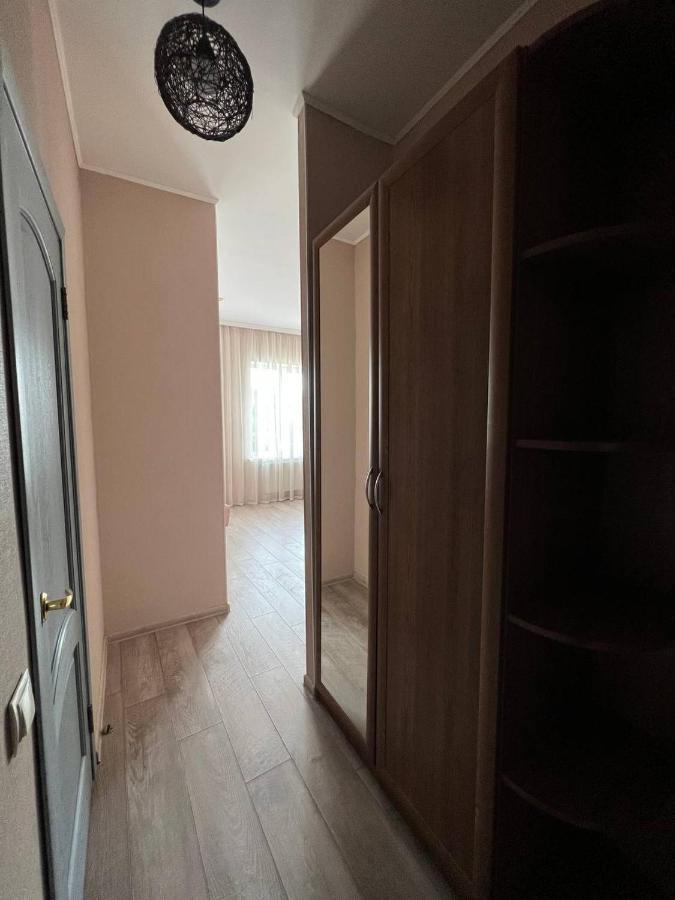 Pallada Hotel Ternopil Esterno foto